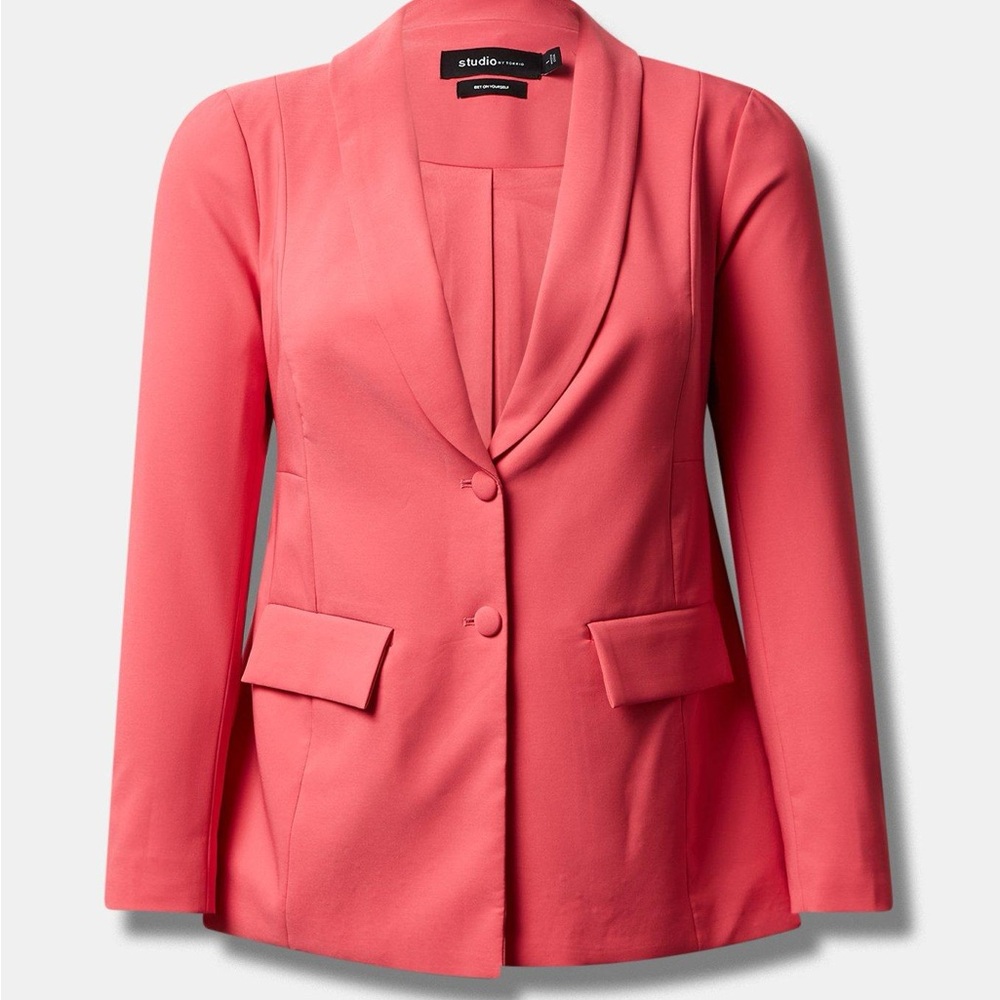 Soho Studio Refined Crepe Blazer